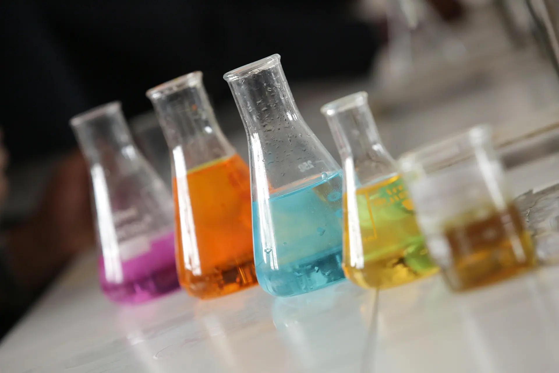 deepakrit-chemistry-3533039_1920