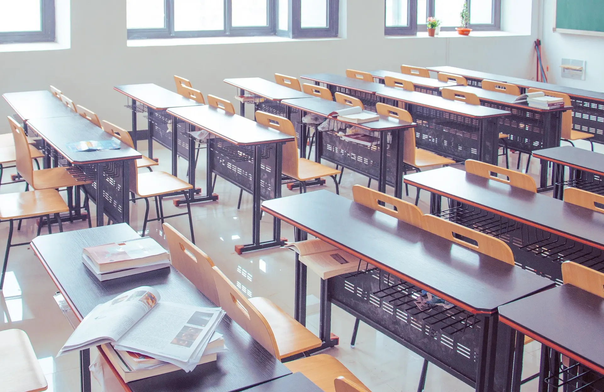 sanjiang-classroom-2787754_1920